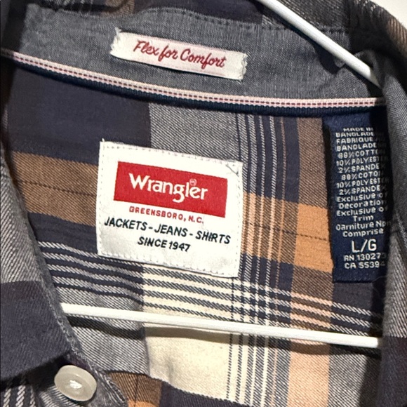 Wrangler Flex for Comfort Bundle Plaid Button Down Shirts - Picture 8 of 11